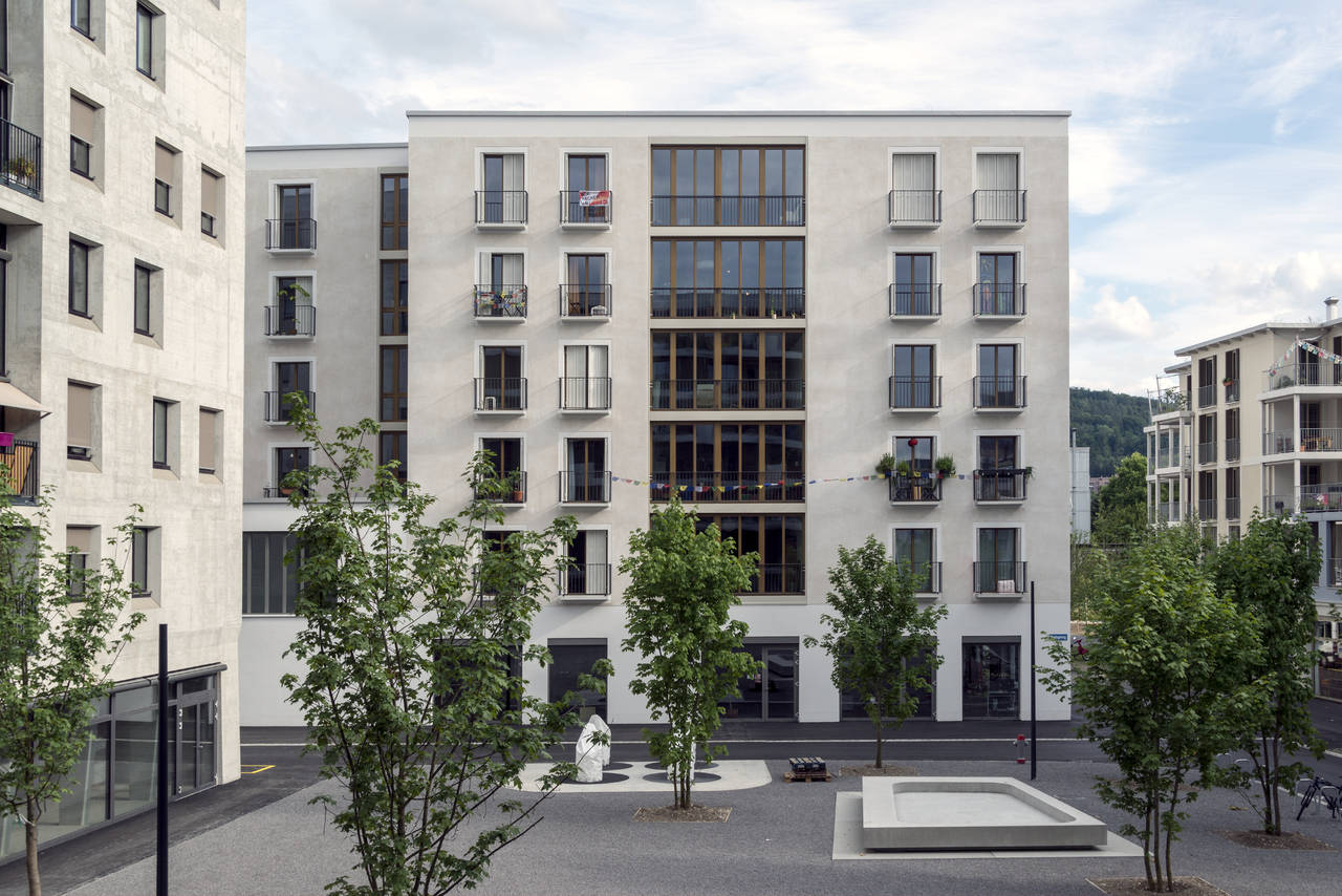 Cluster House a Zurigo, progetto degli architetti svizzeri Duplex, vincitore del Premio Speciale. Photo by Johannes Marburg©